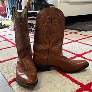 brown cowboy boots